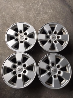 ล้อโตโยต้าขอบ15 ขายตามสภาพ ชุด3000บ. สนใจโทร0879050181.จัดส่งได้ทั่วไทย