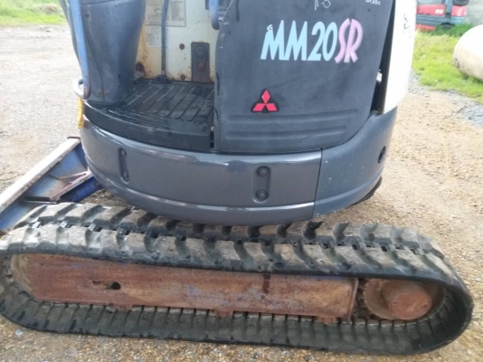 ขายรถแมคโค MITSUBISHI MM20SR แทรคยาง บูมออฟเซท คอนโทรลสั้น ไฟฟ้า ติอต่อ 098-7962549