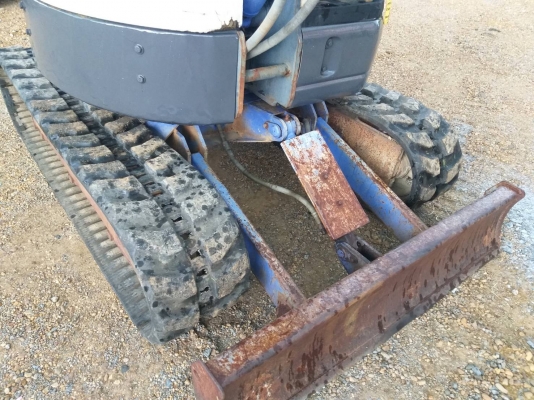 ขายรถแมคโค MITSUBISHI MM20SR แทรคยาง บูมออฟเซท คอนโทรลสั้น ไฟฟ้า ติอต่อ 098-7962549