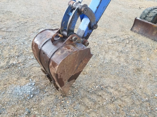 ขายรถแมคโค MITSUBISHI MM20SR แทรคยาง บูมออฟเซท คอนโทรลสั้น ไฟฟ้า ติอต่อ 098-7962549