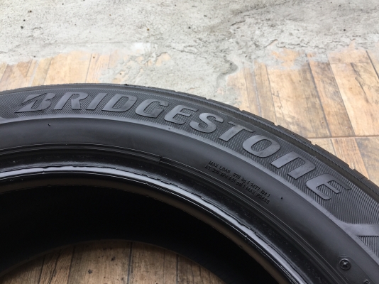 215-55-17 ปี 16 2 15 2 ยาง Bridgestone 4 เส้น 3000 พร้อมใส่ ยางสวยไม่บวมไม่กินข้าง ดอกยางเหลือเยอะเอ 215-55-17 ปี 16 2 15 2 ยาง Bridgestone 4 เส้น 3000 พร้อมใส่ ยางสวยไม่บวมไม่กินข้าง ดอกยางเหลือเยอะเอ