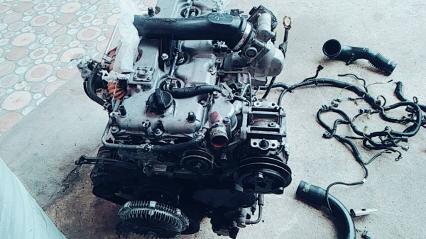 ขาย isuzu 4jk1 2500cc. คอมมอนเรล 40,000 B โทรเลย 0808208575