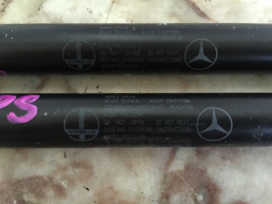 ขายโช๊คค้ำฝากระโปรงหน้ารถตู้ BENZ รุ่น E230 ปี 96-02 ขายโช๊คค้ำฝากระโปรงหน้ารถตู้ BENZ รุ่น E230 ปี 96-02