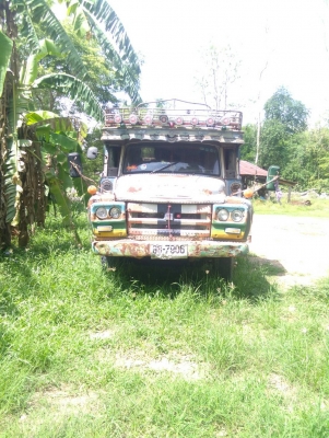 รถสิบล้อหน้ายาว ISUZU 185 แรง