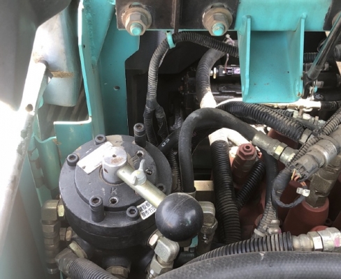 ขายรถขุด KOBELCO SK135SR มีลายหัวกระแทก นำเข้าเองจากญี่ปุ่น สภาพสวยพร้อมใช้ มีVDOการทำงานครับ