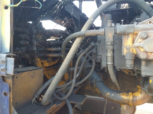 ขายKOMATSU PC200-3 โซ่หลุดอย่างเดียวใช้งานได้ราคา 260,000 ขายKOMATSU PC200-3 โซ่หลุดอย่างเดียวใช้งานได้ราคา 260,000