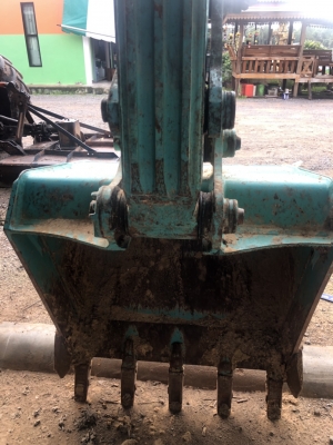 มี VDO ให้ชม.ขายดาวน์ 800000 KOBELCO SK75 ไมล์ 1922 ชม.ผ่อน 53000 x 13 = 689000 รวม 1500000 มีประกัน