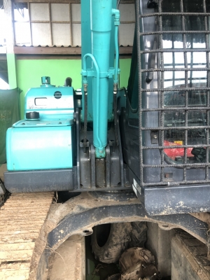 มี VDO ให้ชม.ขายดาวน์ 800000 KOBELCO SK75 ไมล์ 1922 ชม.ผ่อน 53000 x 13 = 689000 รวม 1500000 มีประกัน