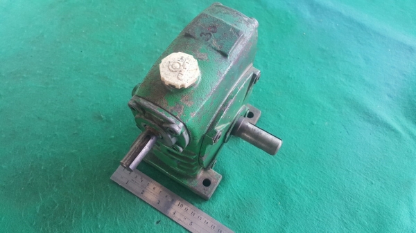 เกียร์ทดรอบ 30:1