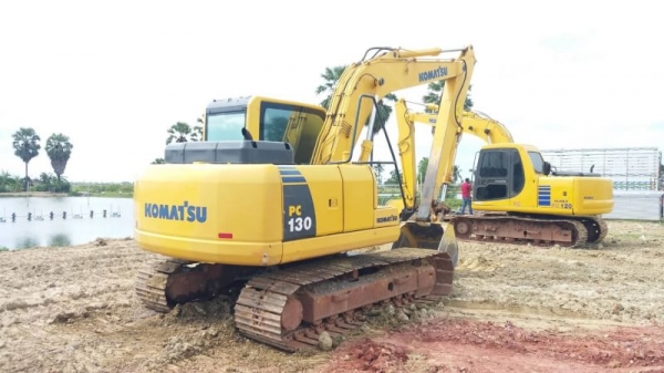 ขาย 1,350,000 KOMATSU pc130-8 ไฟฟ้าครบ เครื่องดี ปั้มแรง เอวแน่น แอร์เย็น ช่วงล่างเต็ม รถสวยพร้อมใช้ รถอยู่ นครปฐม 064-191-1112