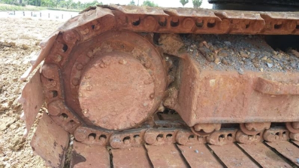 ขาย 1,350,000 KOMATSU pc130-8 ไฟฟ้าครบ เครื่องดี ปั้มแรง เอวแน่น แอร์เย็น ช่วงล่างเต็ม รถสวยพร้อมใช้ รถอยู่ นครปฐม 064-191-1112