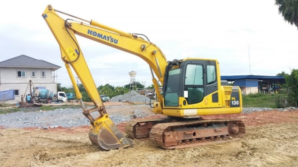 ขาย 1,350,000 KOMATSU pc130-8 ไฟฟ้าครบ เครื่องดี ปั้มแรง เอวแน่น แอร์เย็น ช่วงล่างเต็ม รถสวยพร้อมใช้ รถอยู่ นครปฐม 064-191-1112