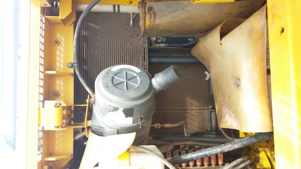 ขาย 1,350,000 KOMATSU pc130-8 ไฟฟ้าครบ เครื่องดี ปั้มแรง เอวแน่น แอร์เย็น ช่วงล่างเต็ม รถสวยพร้อมใช้ รถอยู่ นครปฐม 090-772-3710 090-772-3708