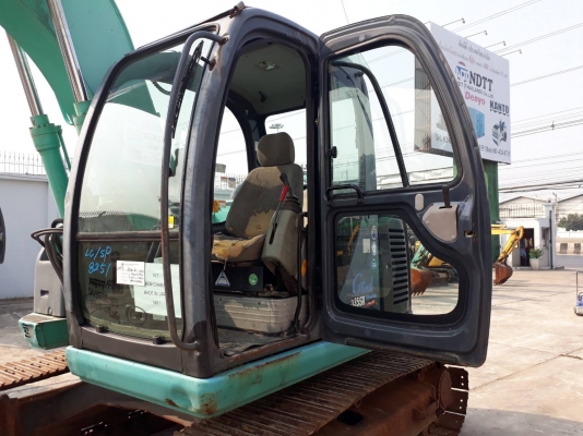 รถขุด Kobelco รุ่น SK135SR-1ES
