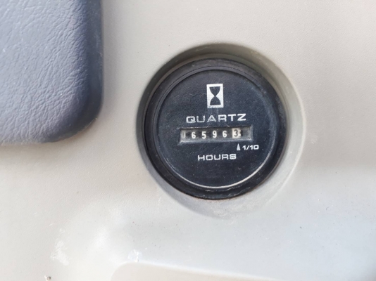 รถขุด Kobelco รุ่น SK135SR-1ES