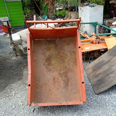 รถบรรทุกการเกษตรกระบะยกดั้มได้ 3 เกียร์เดินหน้า 1 เกียร์ถอยหลัง