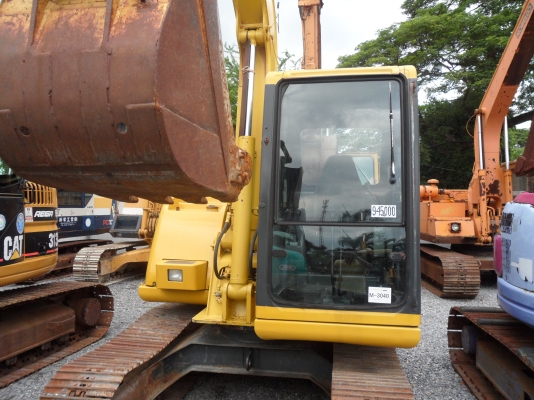 PC60-7 KOMATSU  (รถนอก นำเข้า ขายถูก)@945,000 รถขุดเก่านอก สถาพดีพร้อมใช้ เพิ่งนำเข้ามายังไม่เคยใช้งานในเมืองไทยเลย เครื่องดีปั้มเเรงพร้อมใช้ บูมอาร์มสวย ช่วงล่างดี เร็วแรง ไม่โหลดพร้อมใช้รถเดิมๆ เอกสารอินวอยสนใจคลิ๊ก ☎ 081-989-1989 หรั่งครับ