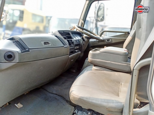 หัวเก๋ง FUSO FN627 สีขาว  หัวแคบ พร้อมเครื่องยนต์ 6D16 Turbo 260 Euro 2
