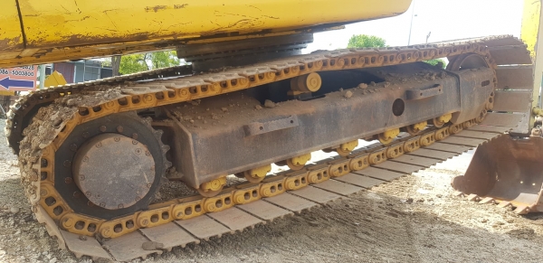 KOMATSU PC130-8 (ท่าม่วงแทรกเตอร์ 086-5003800)