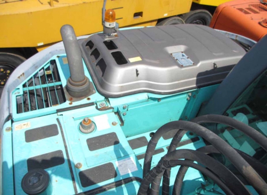 ขายรถขุดนำเข้าจากประเทศญี่ปุ่น kobelco sk135yy06 สนใจติดต่อสอบถาม 0923309229 อีด