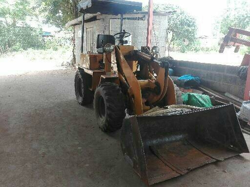 รถตักล้อยางCTM808A เอวออน รถสวย เก่านอก ใช้งานเมืองไทยได้ไหมนาน สนใจโทร 098-635-9769