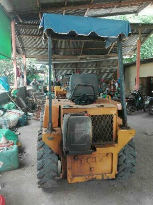 รถตักล้อยางCTM808A เอวออน รถสวย เก่านอก ใช้งานเมืองไทยได้ไหมนาน สนใจโทร 098-635-9769