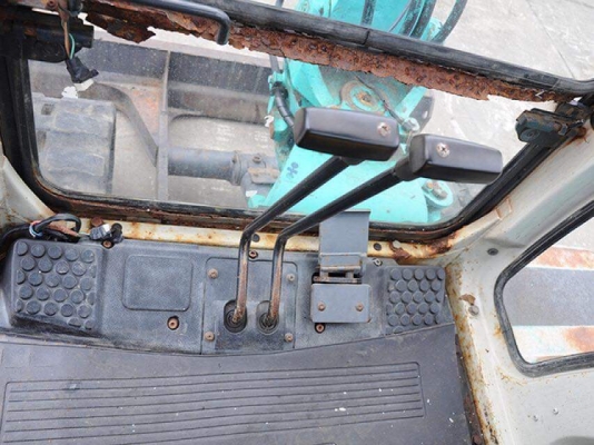 โคมัสสุ komatus pc40-7 หัวเก๋ง