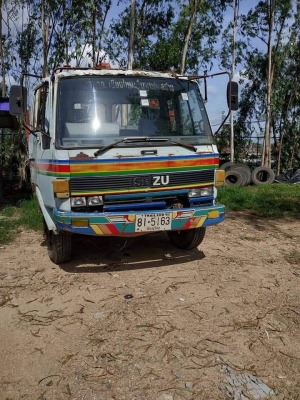 ขายด่วน ISUZU JCM 490Y 10 ล้อ ขายด่วน ISUZU JCM 490Y 10 ล้อ