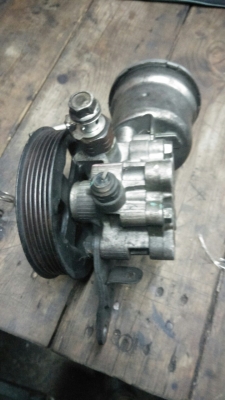 ขายปั๊มพวงมาลัยพาวเวอร์ avanza