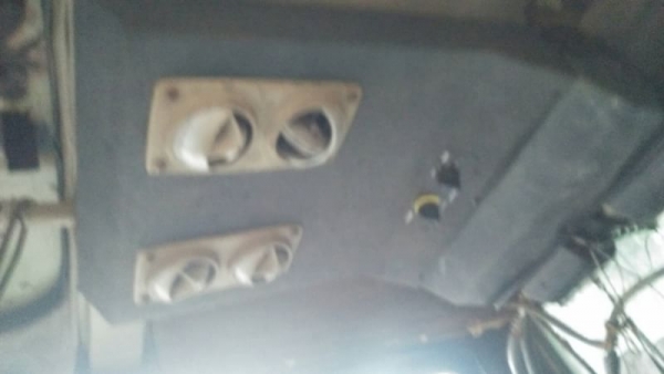 KOMATSU PC 60-5 KOMATSU PC 60-5