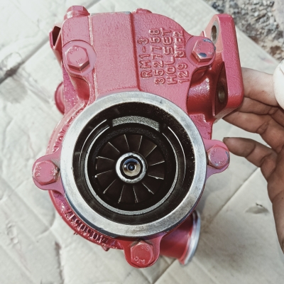 ขายเทอร์โบ Cummins holset hx30 ลูกล่ะ 9,500 เก่าญี่ปุ่น