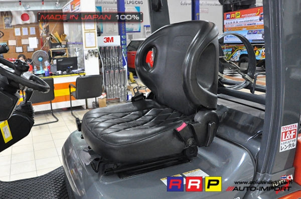 ขายรถโฟล์คลิฟท์มือสอง TOYOTA รุ่น 8FG20-30911 นำเข้าจากประเทศญี่ปุ่น 100\% ไม่เคยใช้งานในไทย