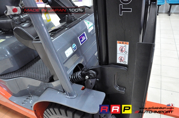 ขายรถโฟล์คลิฟท์มือสอง TOYOTA รุ่น 8FG20-30911 นำเข้าจากประเทศญี่ปุ่น 100\% ไม่เคยใช้งานในไทย