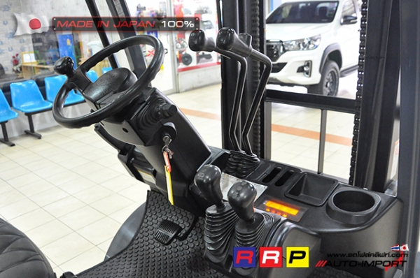 ขายรถโฟล์คลิฟท์มือสอง TOYOTA รุ่น 8FG20-30911 นำเข้าจากประเทศญี่ปุ่น 100\% ไม่เคยใช้งานในไทย