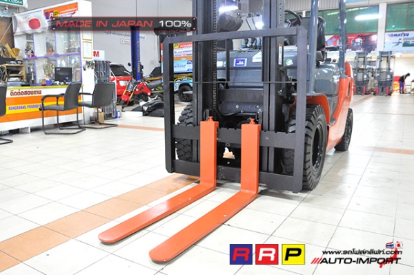 ขายรถโฟล์คลิฟท์มือสอง TOYOTA รุ่น 8FG20-30911 นำเข้าจากประเทศญี่ปุ่น 100\% ไม่เคยใช้งานในไทย