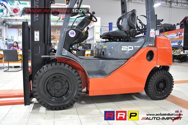 ขายรถโฟล์คลิฟท์มือสอง TOYOTA รุ่น 8FG20-30911 นำเข้าจากประเทศญี่ปุ่น 100\% ไม่เคยใช้งานในไทย