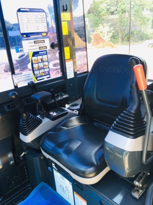 ขายดาวน์ KOMATSU PC30MR-3 ใช้งาน 1 พันชั่วโมง PM 2,500 ช.ม. สภาพนางฟ้า