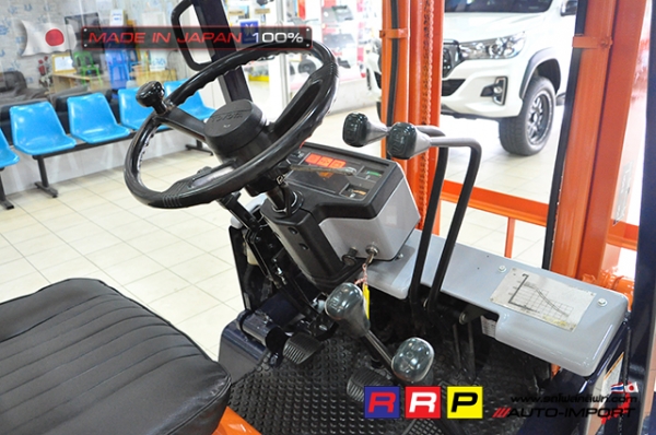 ขายรถโฟล์คลิฟท์มือสอง TOYOTA รุ่น 5FG15-15803 นำเข้าจากประเทศญี่ปุ่น 100\% ไม่เคยใช้งานในไทย