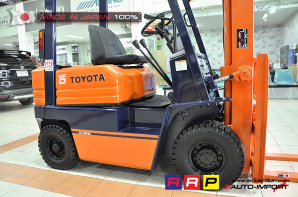 ขายรถโฟล์คลิฟท์มือสอง TOYOTA รุ่น 5FG15-15803 นำเข้าจากประเทศญี่ปุ่น 100\% ไม่เคยใช้งานในไทย
