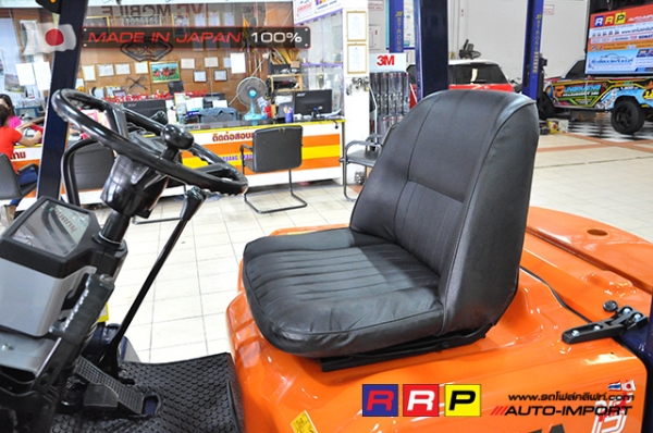 ขายรถโฟล์คลิฟท์มือสอง TOYOTA รุ่น 5FG15-15803 นำเข้าจากประเทศญี่ปุ่น 100\% ไม่เคยใช้งานในไทย