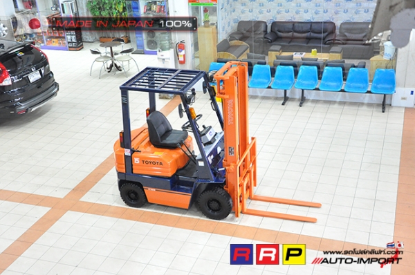 ขายรถโฟล์คลิฟท์มือสอง TOYOTA รุ่น 5FG15-15803 นำเข้าจากประเทศญี่ปุ่น 100\% ไม่เคยใช้งานในไทย