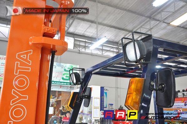 ขายรถโฟล์คลิฟท์มือสอง TOYOTA รุ่น 5FG15-15803 นำเข้าจากประเทศญี่ปุ่น 100\% ไม่เคยใช้งานในไทย