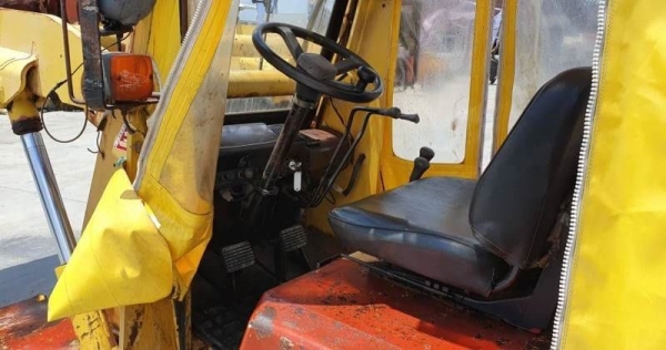 ขายด่วนรถตักยกTCM10SG10 ยกตักได้1ตันยกสูง3เมตรใช้หว็ด2.5ตันยกตักได้จริงเกียธรรมดารถนอกเพิ่งนำเข้ามายังไม่เคยใช้งานในเมืองไทยเลย ขายด่วนรถตักยกTCM10SG10 ยกตักได้1ตันยกสูง3เมตรใช้หว็ด2.5ตันยกตักได้จริงเกียธรรมดารถนอกเพิ่งนำเข้ามายังไม่เคยใช้งานในเมืองไทยเลย