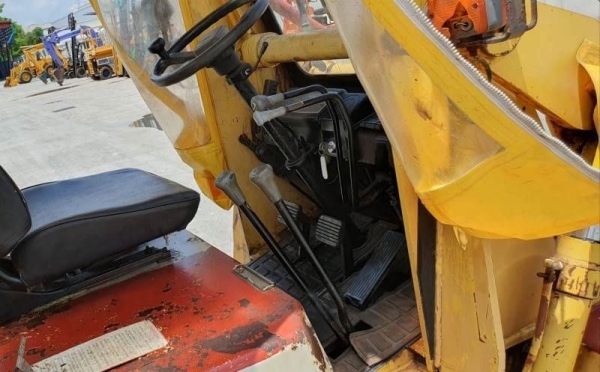 ขายด่วนรถตักยกTCM10SG10 ยกตักได้1ตันยกสูง3เมตรใช้หว็ด2.5ตันยกตักได้จริงเกียธรรมดารถนอกเพิ่งนำเข้ามายังไม่เคยใช้งานในเมืองไทยเลย ขายด่วนรถตักยกTCM10SG10 ยกตักได้1ตันยกสูง3เมตรใช้หว็ด2.5ตันยกตักได้จริงเกียธรรมดารถนอกเพิ่งนำเข้ามายังไม่เคยใช้งานในเมืองไทยเลย