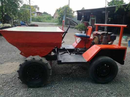 รถดั๊มเปอร์พร้อมใช้งาน