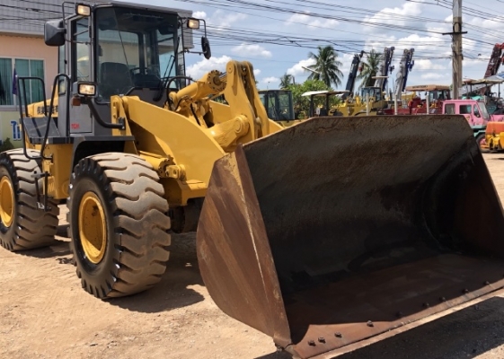 ขายรถตักล้อยาง TCM L27 (เทียบเท่า WA300) นำเข้าเองจากญี่ปุ่น สภาพสวยพร้อมใช้ มีVDOการทำงานครับ