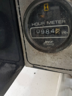 รถตักเล็ก TCM 343 รุ่นbobcat  ใช้งานเพียง900ชั่วโมง ใช้งานสำหรับพื้นที่แคบ ขับง่าย สามารถหมุนรอบตัวเอง360องศา ใช้ในฟาร์มวัว ฟาร์มหมู ตักมูลสัตว์ทดแทนแรงงานและประหยัดเวลา ราคา180,000บาท สนใจติดต่อ โทรและไลน์ 083-4355829, 092-9938255 หรือติดต่อสอบถามได