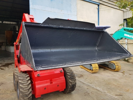 บ๊อบแคท TCM 709 เก่านอกไม่เคยใช้งานในไทย คล่องตัว เครื่องยนต์ดี ระบบดี  4สูบ ราคา 380,000'บาท  สนใจโทร 083-4355829 081-8416818 รับรองคุณภาพ ติดต่อสอบถามได้ที่  กดไปที่ลิ้งค์้เพื่อสอบถาม   Line: https://line.me/R/ti/p/\%40zbk0541k