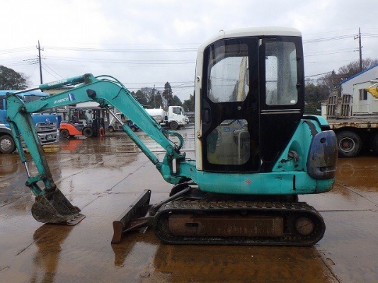 ขายรถแม็คโคร KOMATSU PC27R-8 พร้อมใช้งาน นำเข้าเองจากประเทศญี่ปุ่น ติดต่อ 063-9316985 ID LINE : 0639316985 ครับ