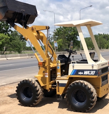 ขายรถตักล้อยาง KOMATSU WA30-2 นำเข้าเองจากญี่ปุ่น สภาพสวยพร้อมใช้ มีVDOการทำงานครับ